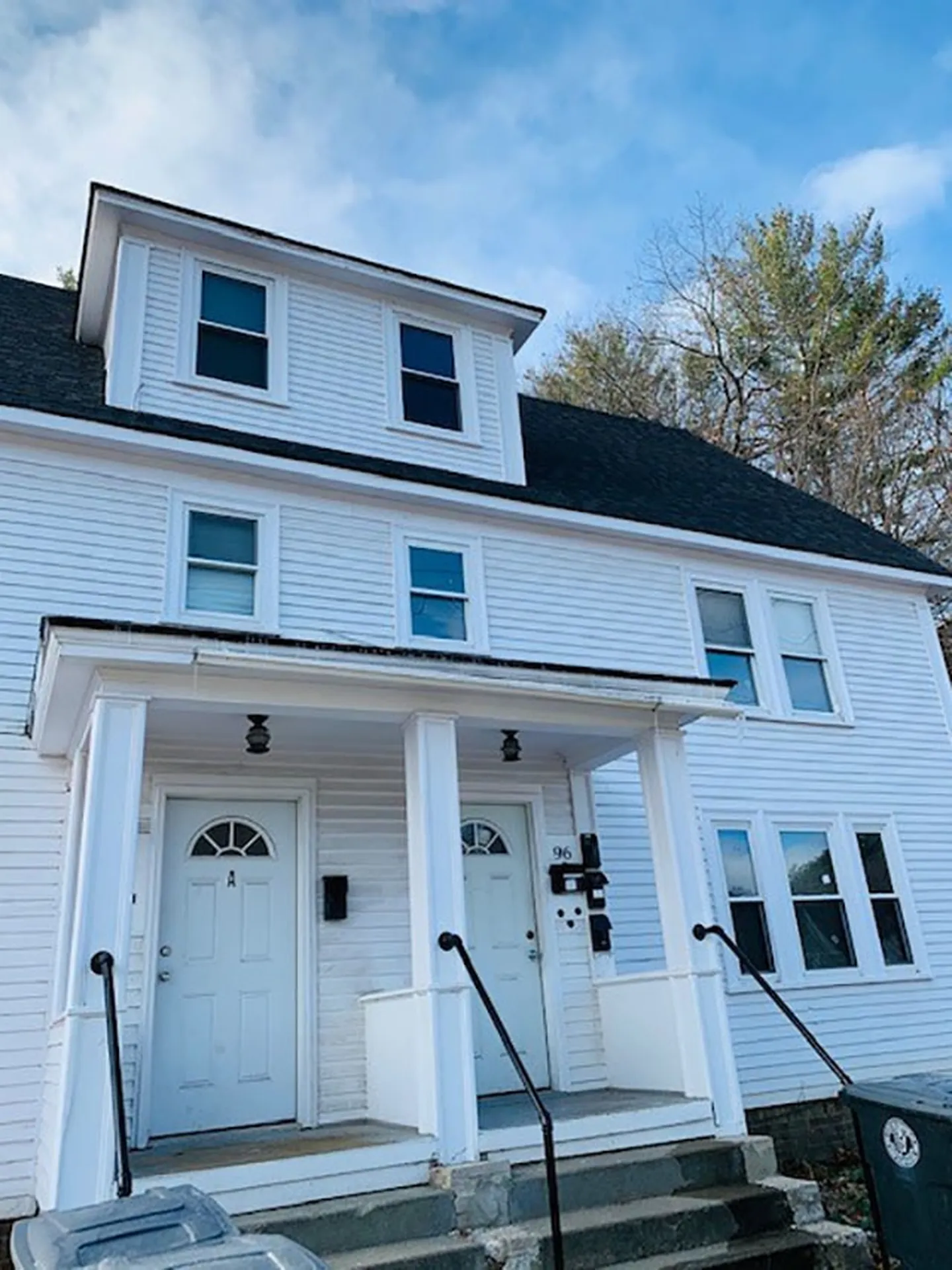 96-98 West Bow Street Franklin NH 03235