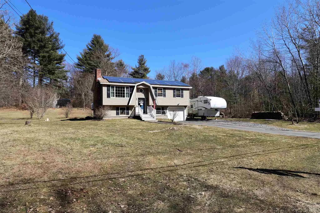 7 Maplewood Drive Londonderry NH 03053