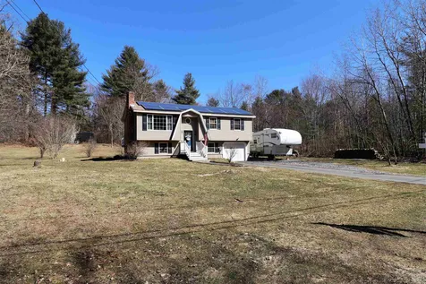 7 Maplewood Drive Londonderry NH 03053