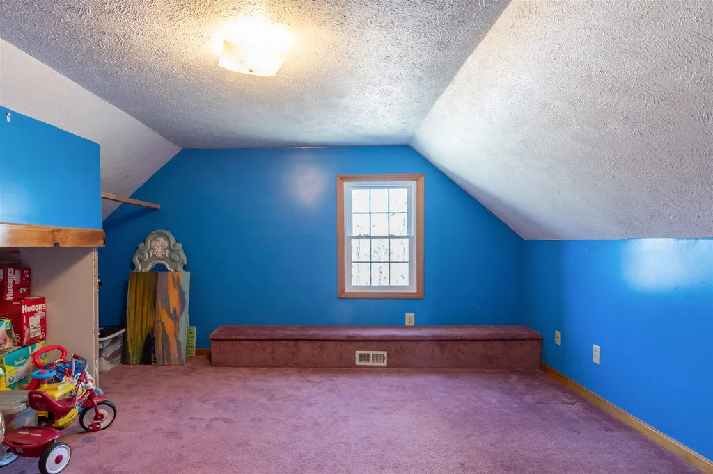 147 Ridgeview Road Weare NH 03281