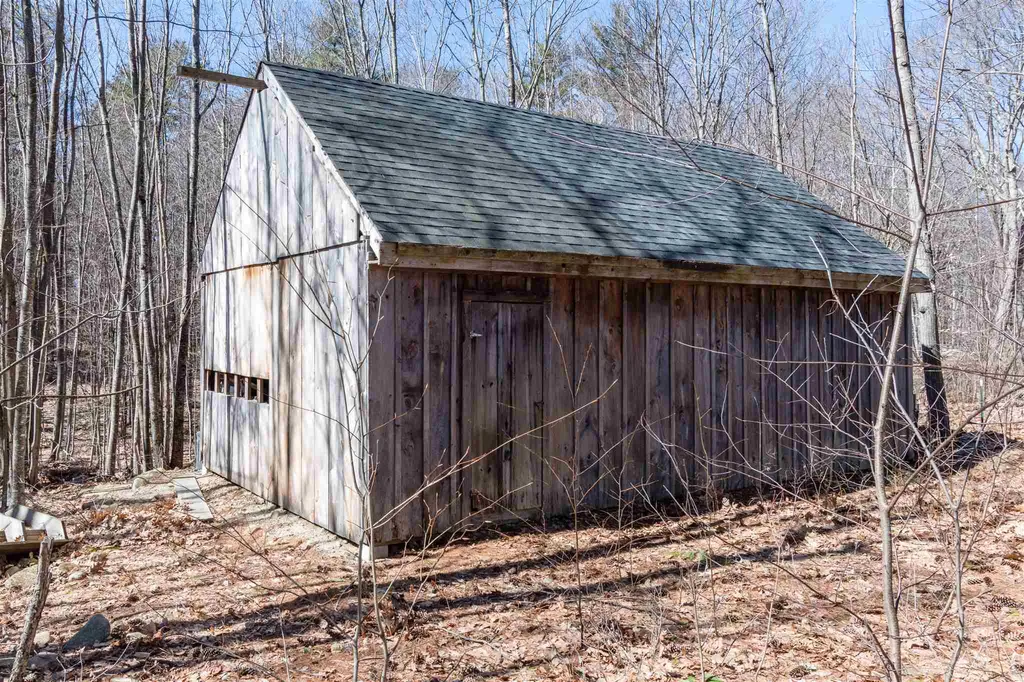147 Ridgeview Road Weare NH 03281