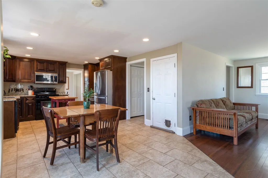 147 Ridgeview Road Weare NH 03281