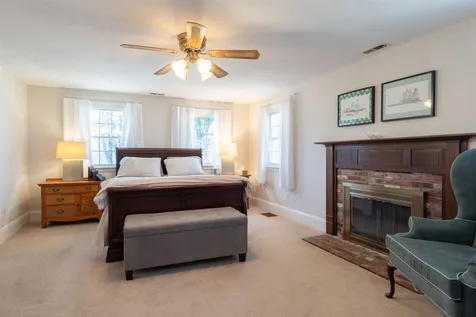 147 Ridgeview Road Weare NH 03281