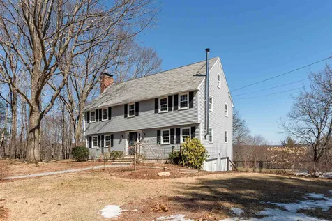 147 Ridgeview Road Weare NH 03281