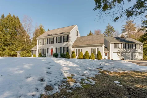 23 Camp Lee Road Epping NH 03042