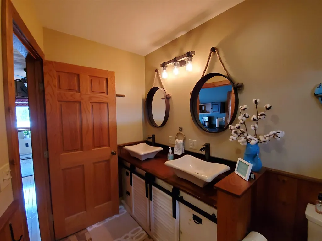 19 Hawley Drive Enfield NH 03748