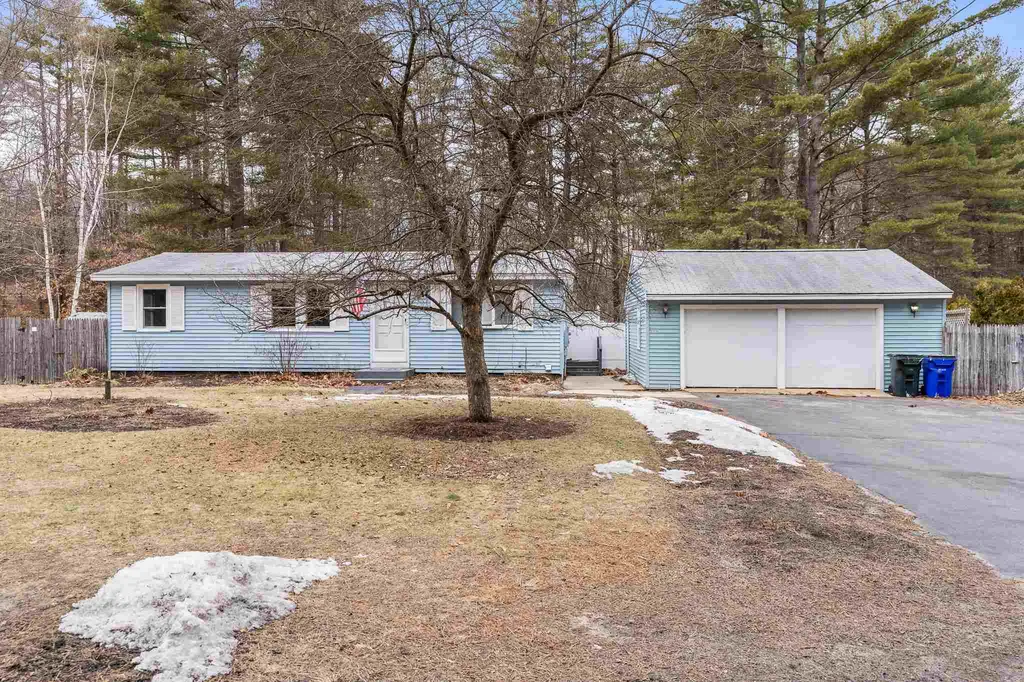 37 Chatel Road Goffstown NH 03045