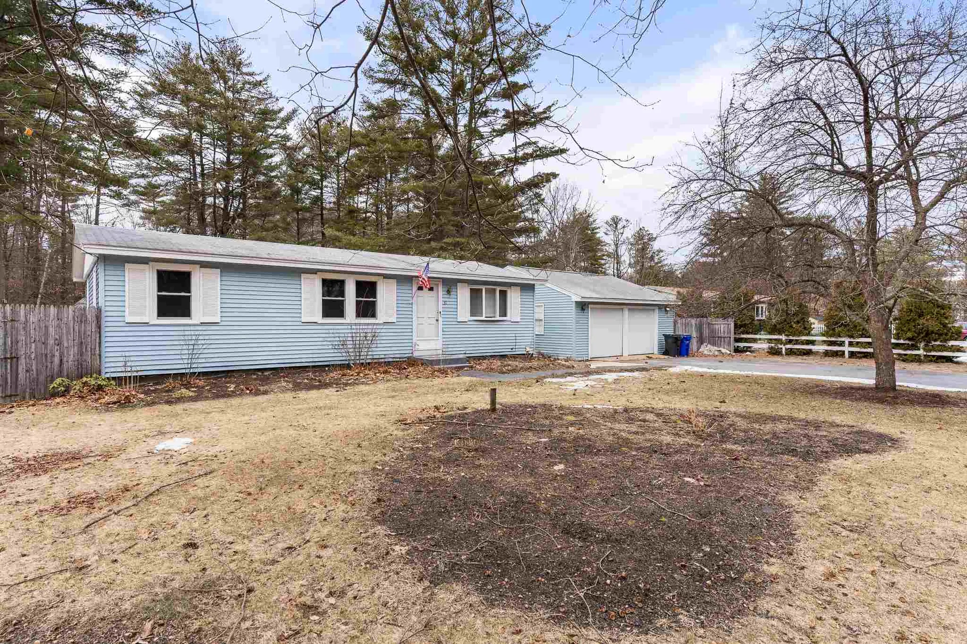 37 Chatel Road Goffstown NH 03045