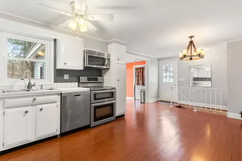 37 Chatel Road Goffstown NH 03045