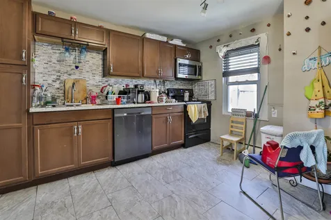45.5-47 Lake Street Nashua NH 03060