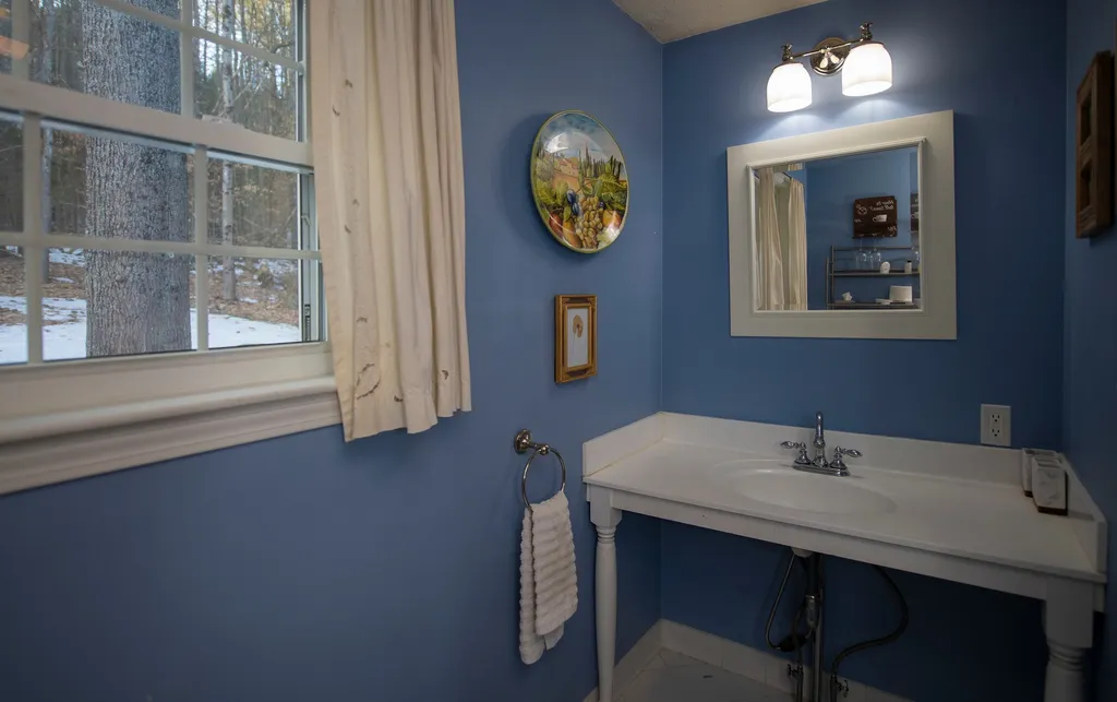 72 Brookside Drive Hartford VT 05001