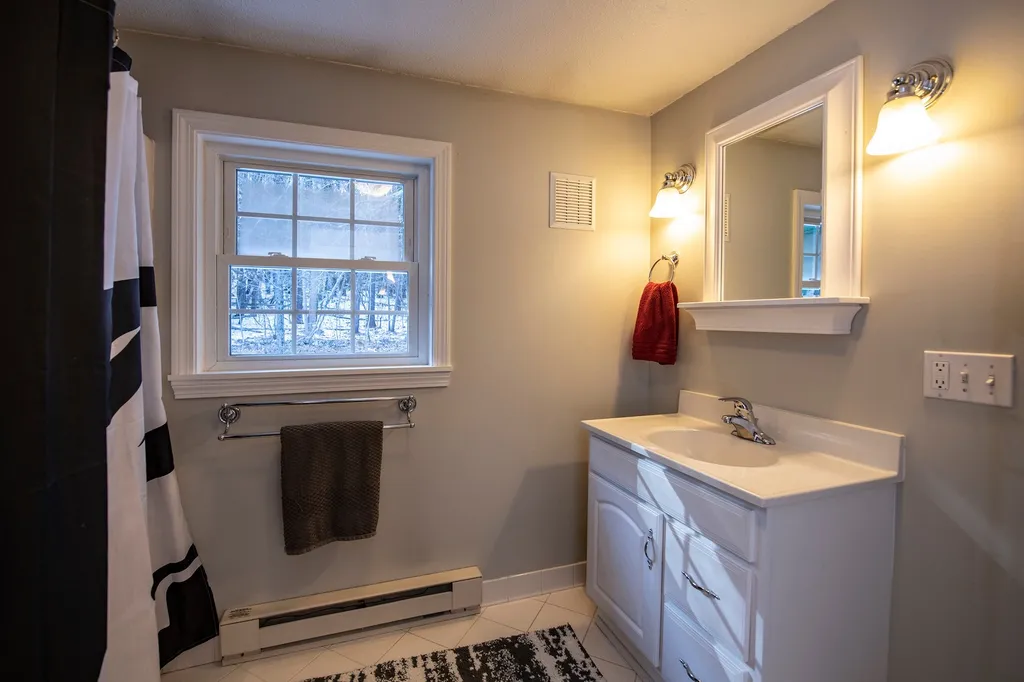 72 Brookside Drive Hartford VT 05001