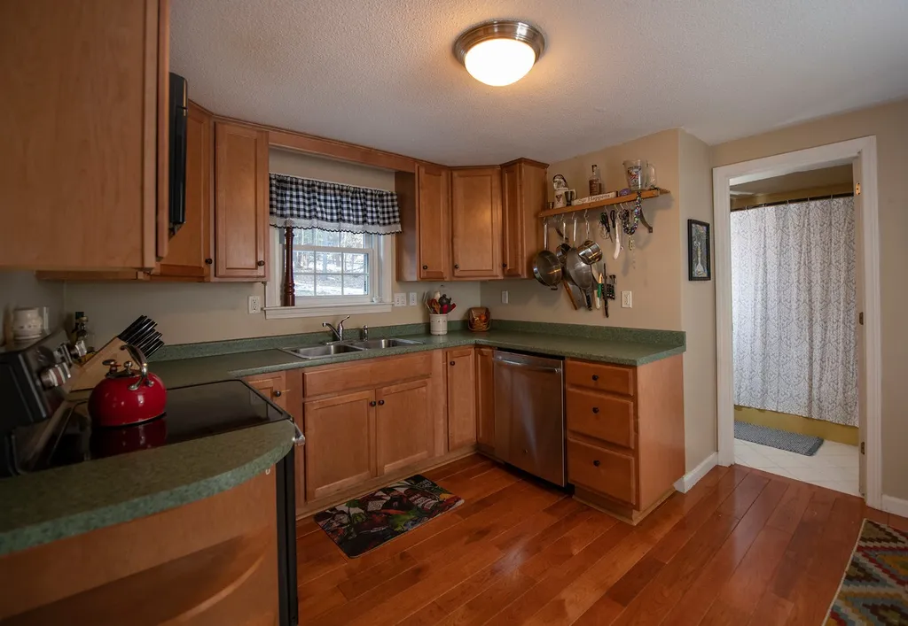 72 Brookside Drive Hartford VT 05001