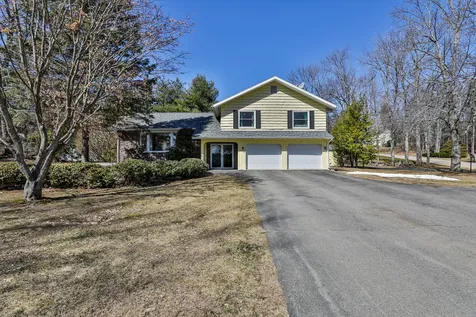 19 Woodvue Road Windham NH 03087