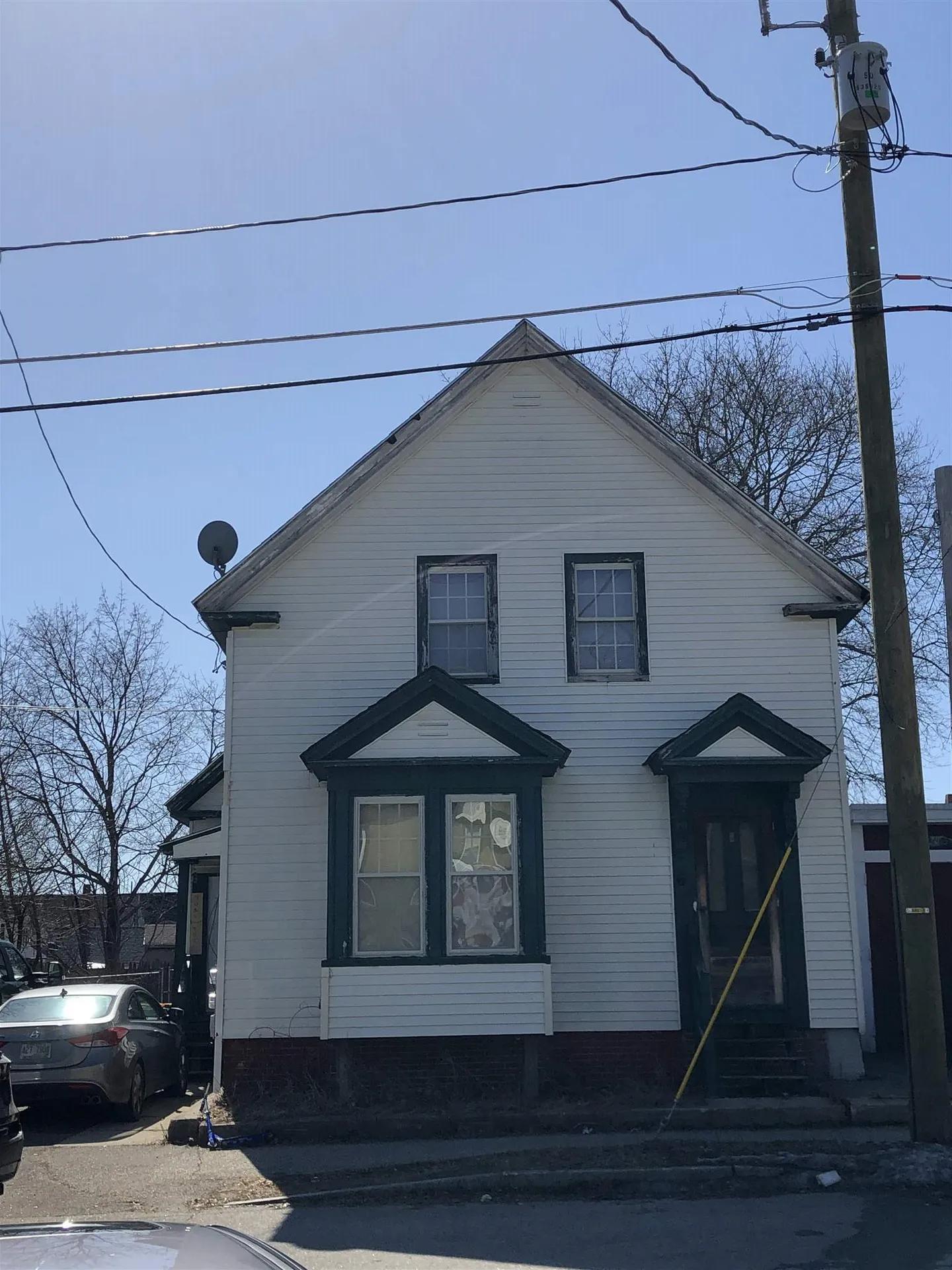 6 Waldron Avenue Rochester NH 03867