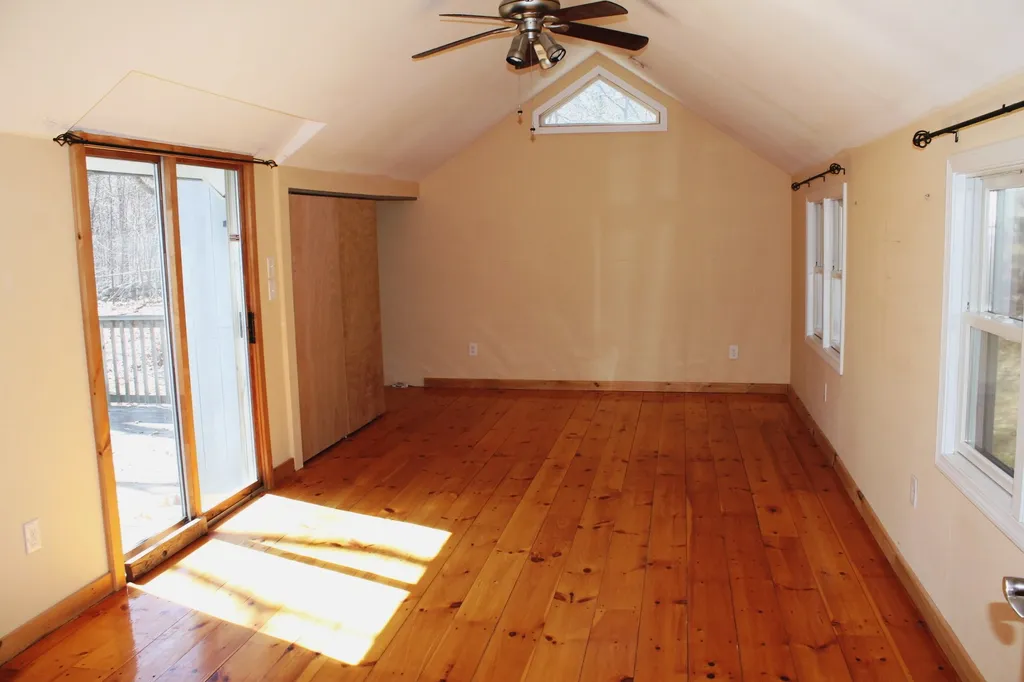 12 Wilkele Road Sandown NH 03873