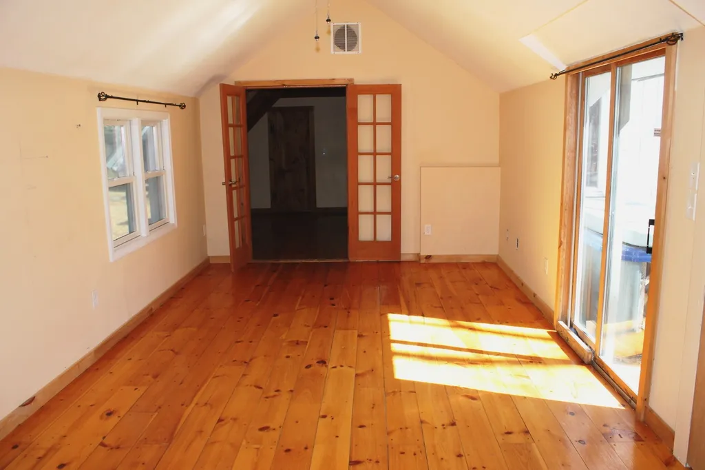12 Wilkele Road Sandown NH 03873