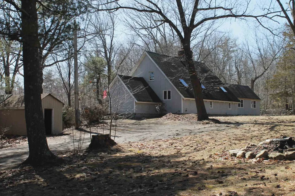 12 Wilkele Road Sandown NH 03873