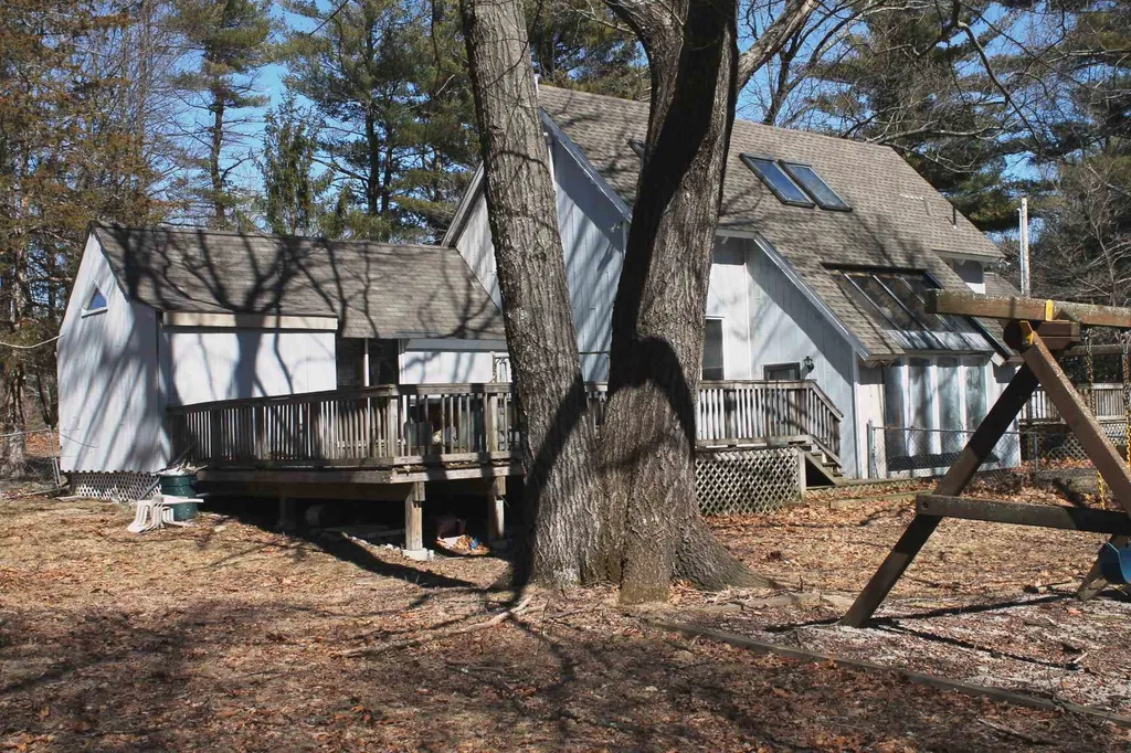 12 Wilkele Road Sandown NH 03873