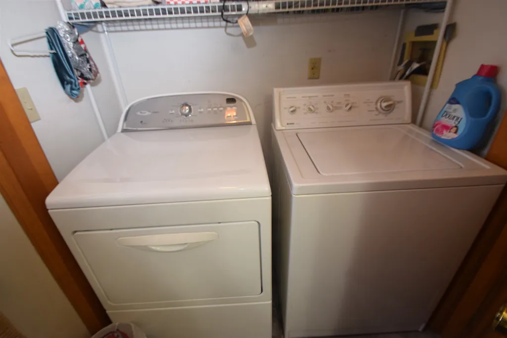 58 Wiley Hill Road Londonderry NH 03053