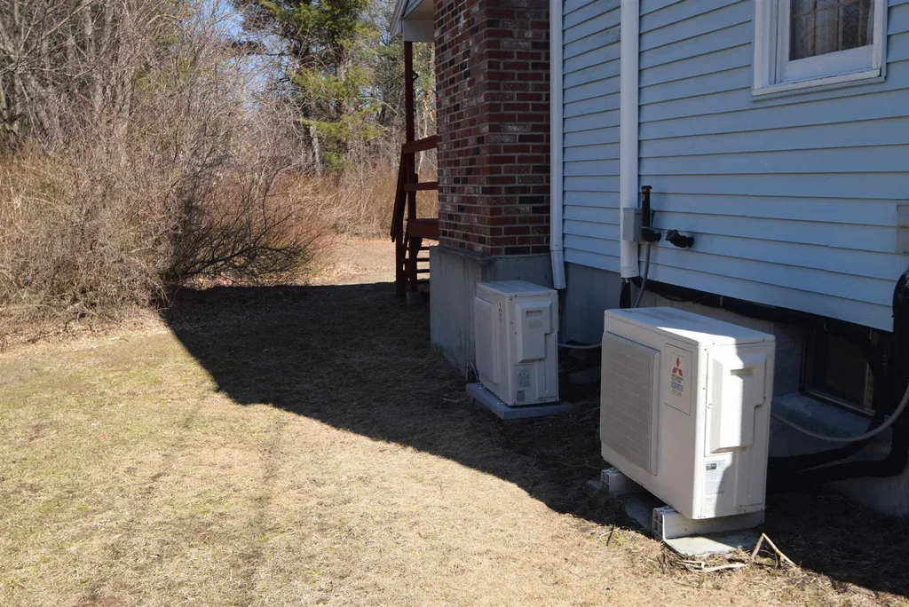 58 Wiley Hill Road Londonderry NH 03053