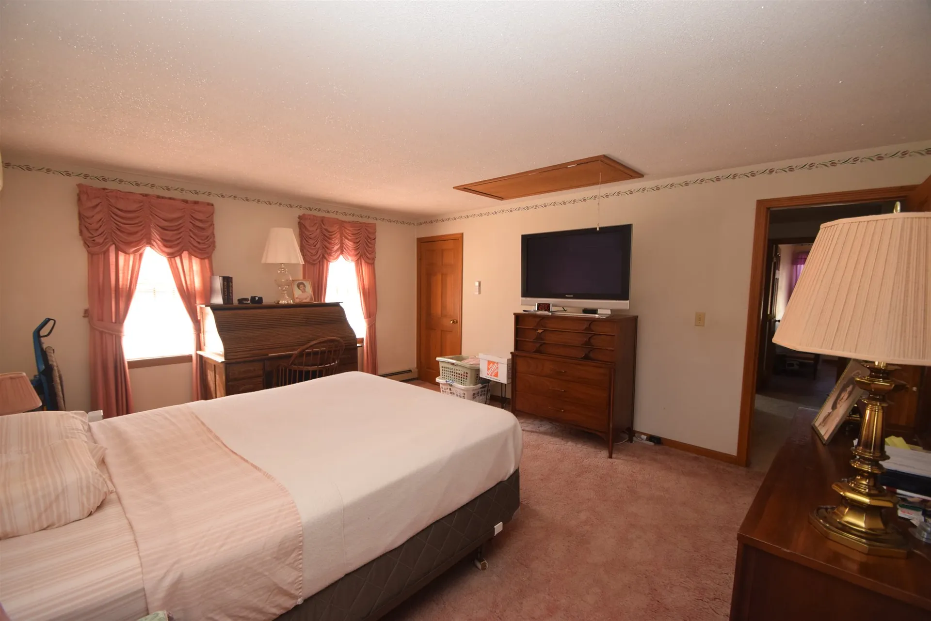 58 Wiley Hill Road Londonderry NH 03053