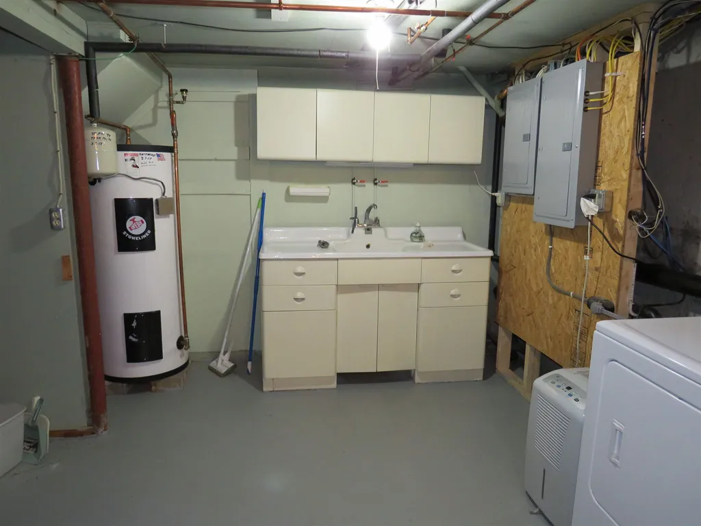 8 Marguerite Street Keene NH 03431