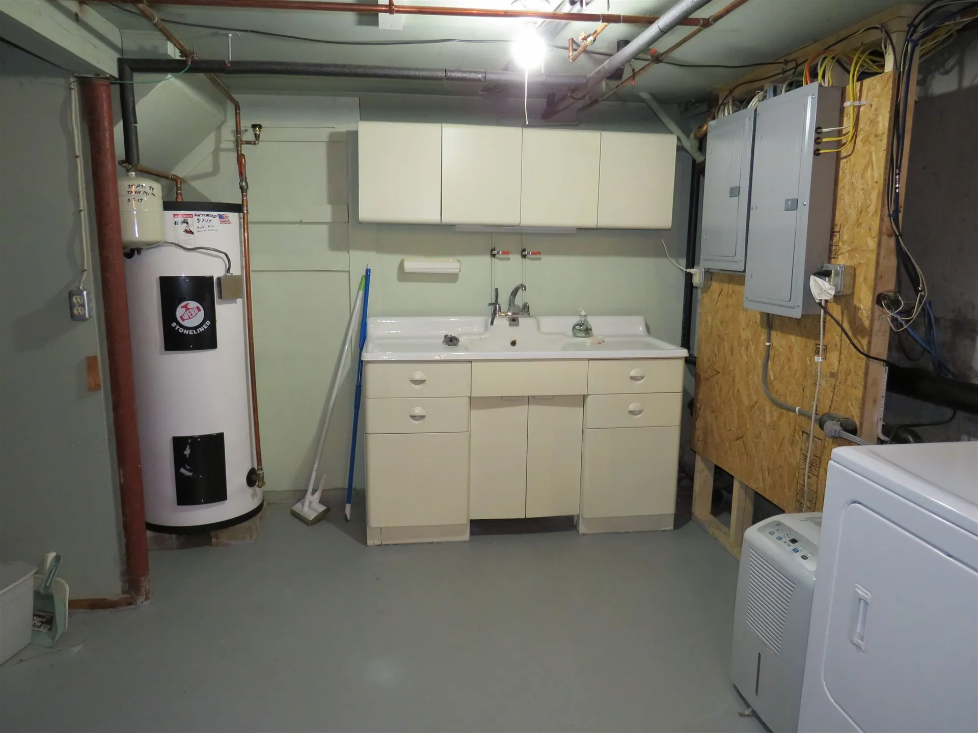 8 Marguerite Street Keene NH 03431