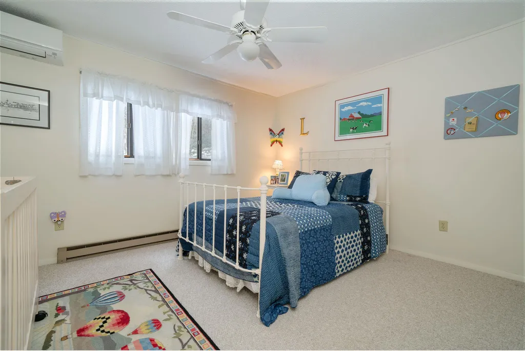 398 Fairbanks Turn Hartford VT 05059