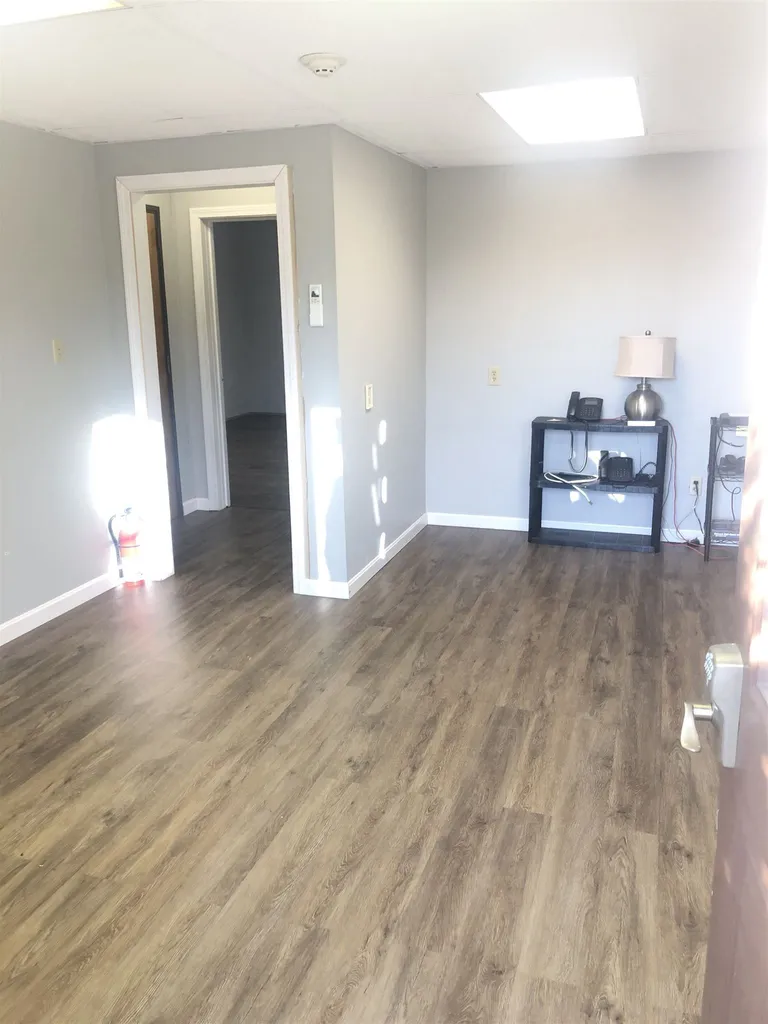 16 Kingston Road Exeter NH 03833