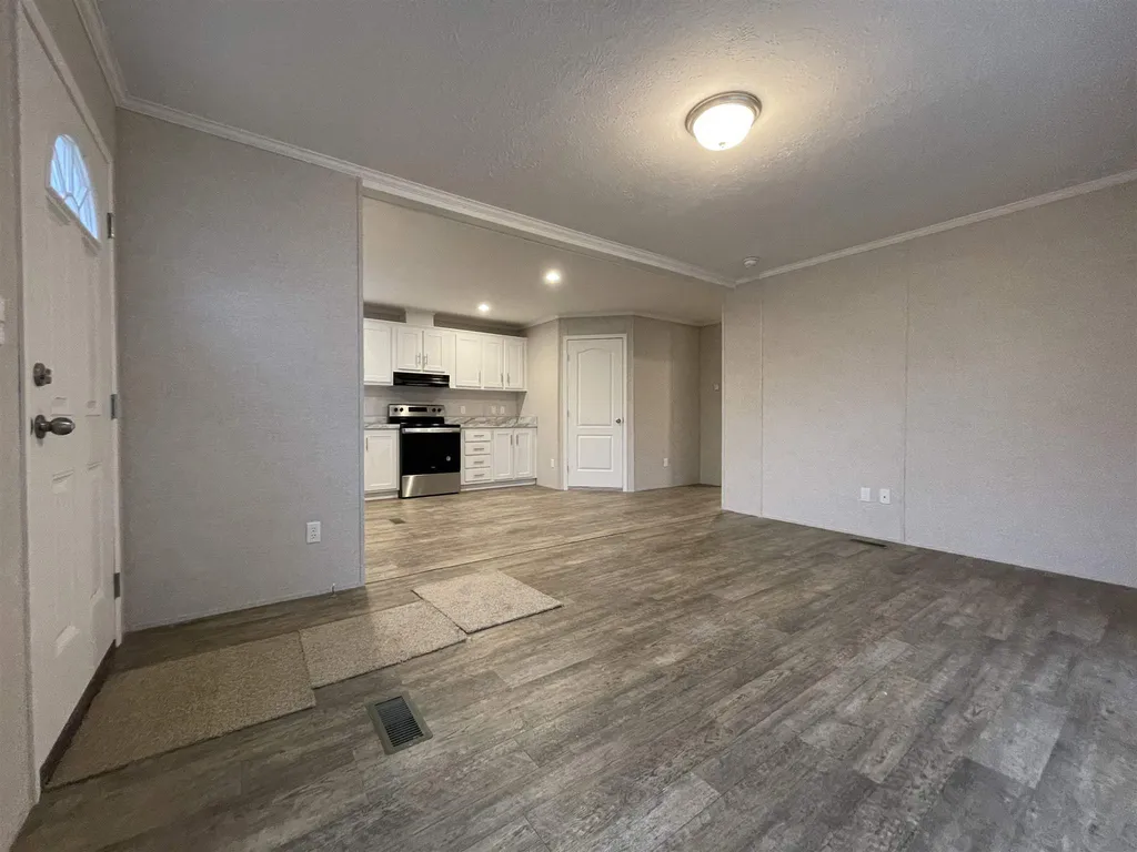 7012 Lake Street Loudon NH 03307