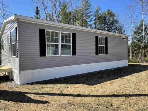 7012 Lake Street Loudon NH 03307