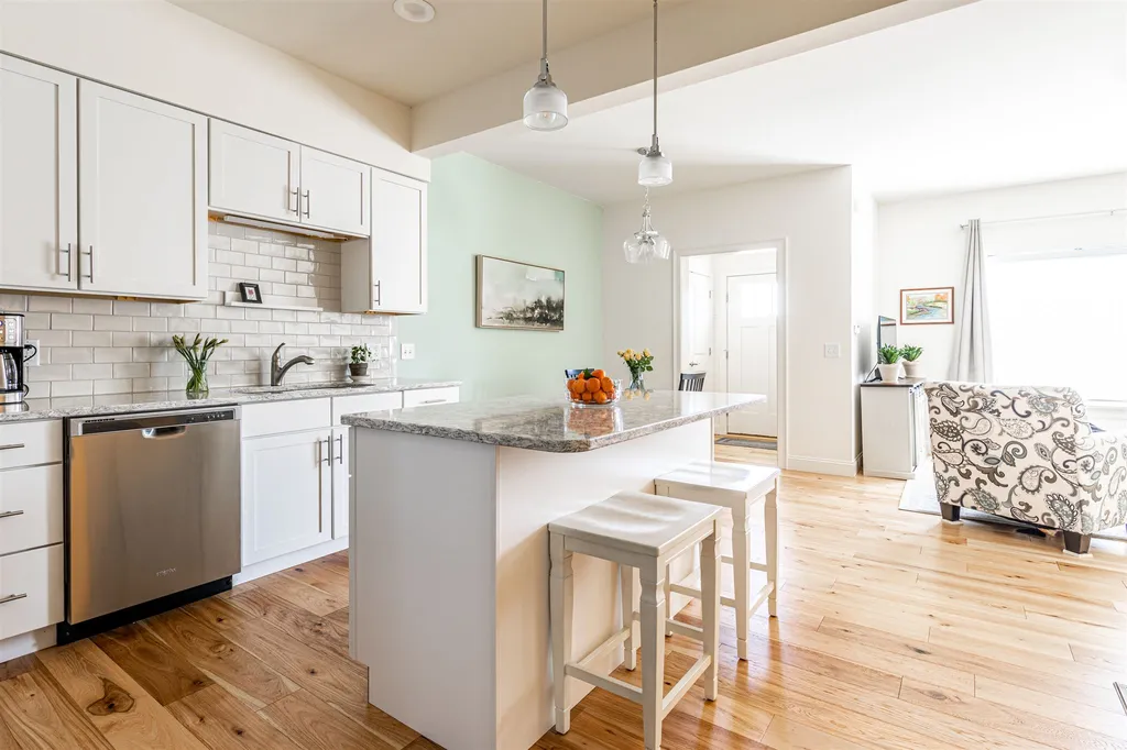 140 Rye Circle South Burlington VT 05403