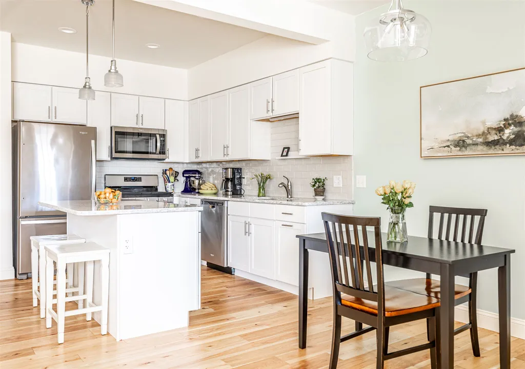140 Rye Circle South Burlington VT 05403