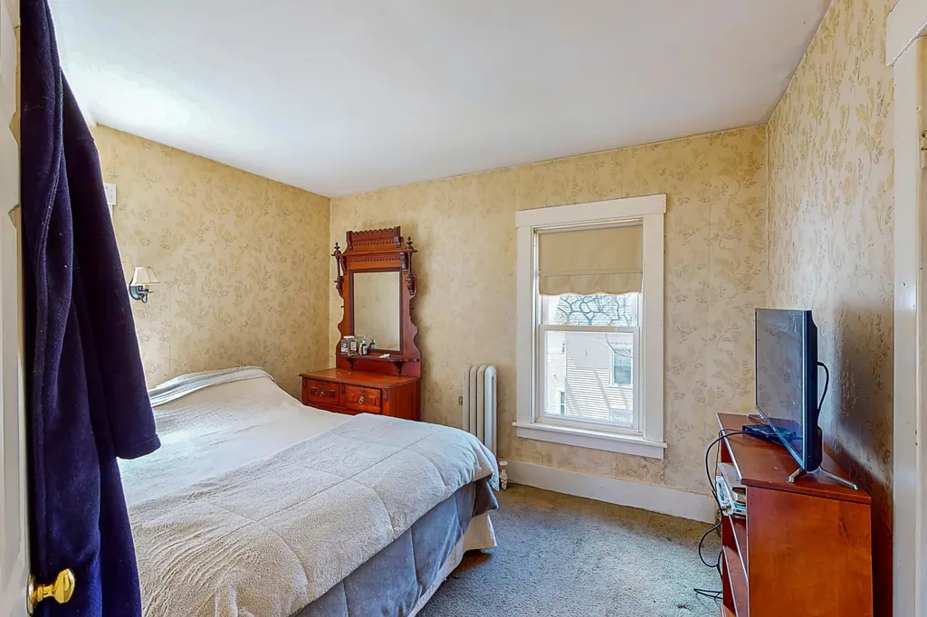 161 Pleasant Street Franklin NH 03235
