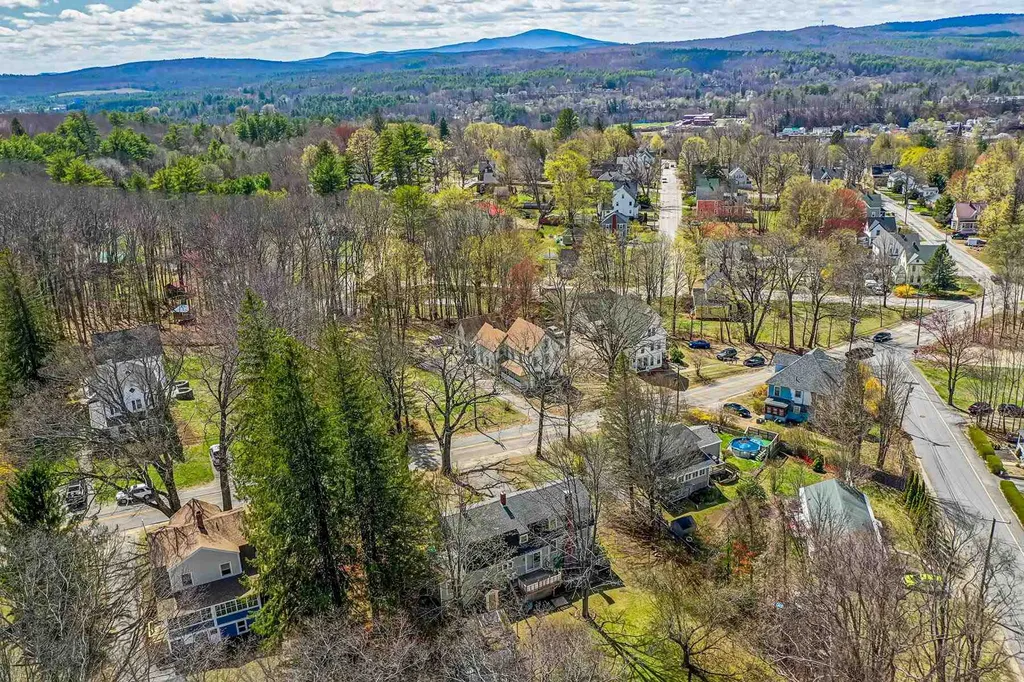 161 Pleasant Street Franklin NH 03235
