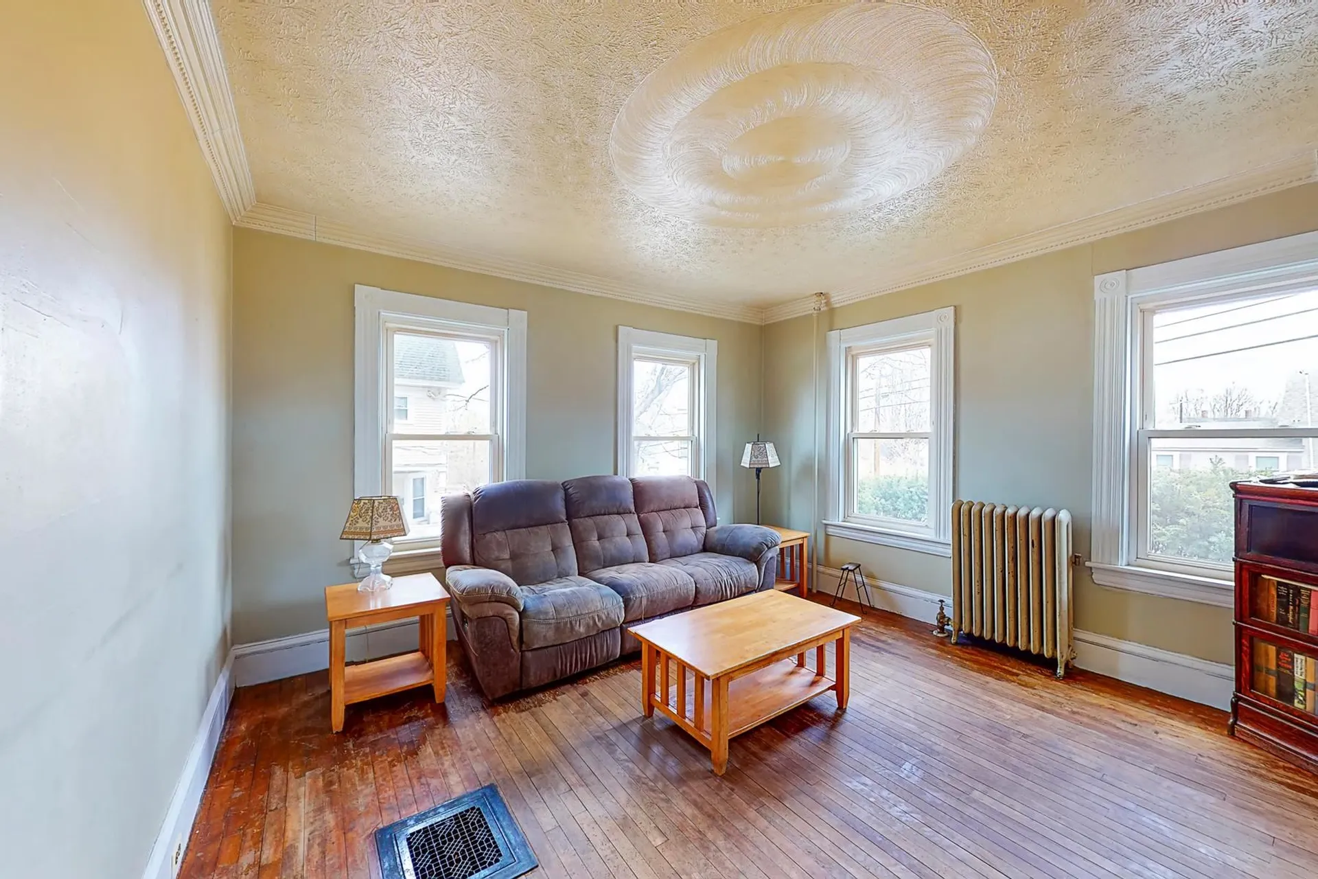 161 Pleasant Street Franklin NH 03235