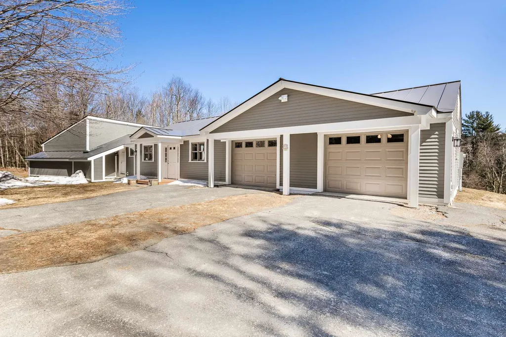 1041 Court Street Haverhill NH 03765