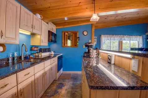 85 Pequawket Trail Ossipee NH 03814