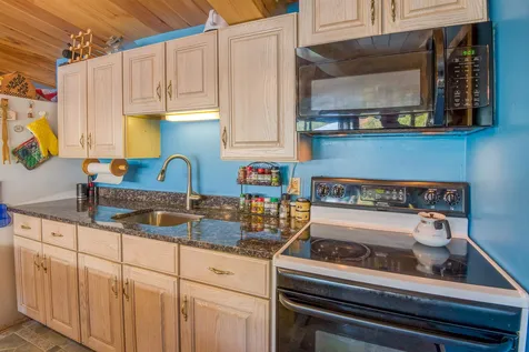 85 Pequawket Trail Ossipee NH 03814