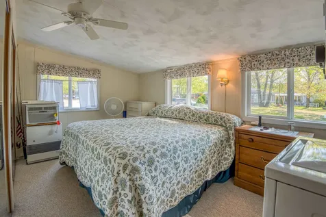 85 Pequawket Trail Ossipee NH 03814
