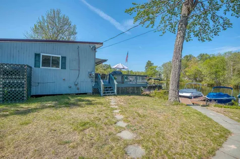85 Pequawket Trail Ossipee NH 03814