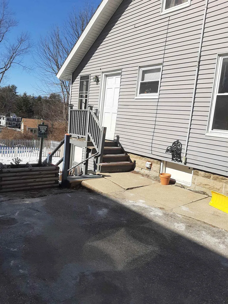 245 Pleasant Street Claremont NH 03743