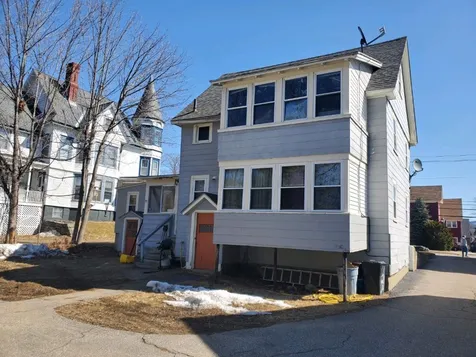 24 Messer Street Laconia NH 03246