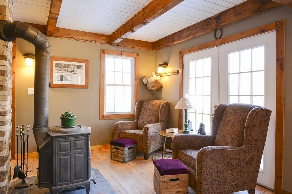 105 Craney Hill Road Henniker NH 03242