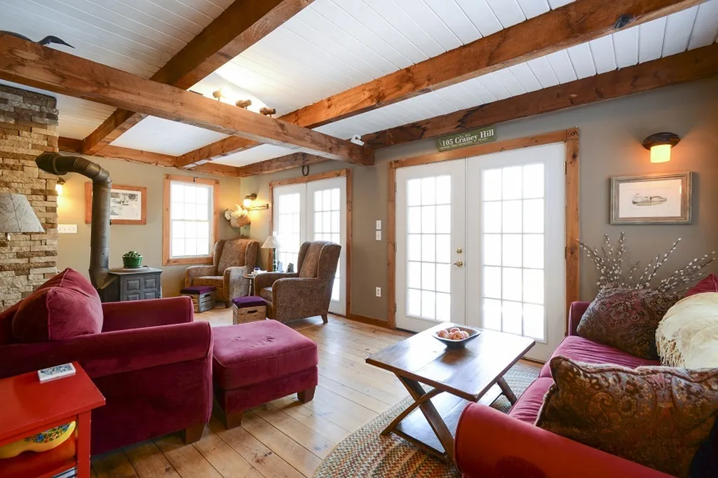 105 Craney Hill Road Henniker NH 03242