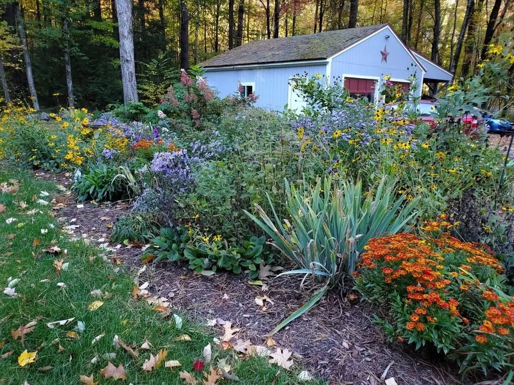 105 Craney Hill Road Henniker NH 03242