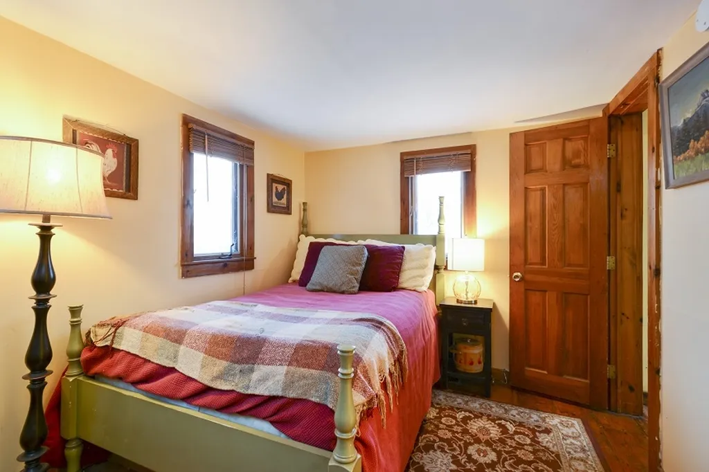 105 Craney Hill Road Henniker NH 03242