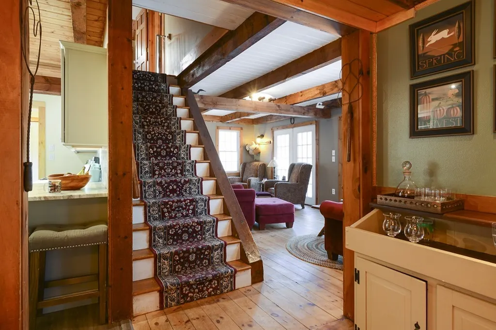 105 Craney Hill Road Henniker NH 03242