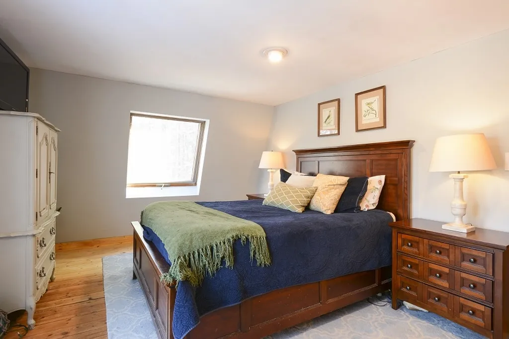 105 Craney Hill Road Henniker NH 03242